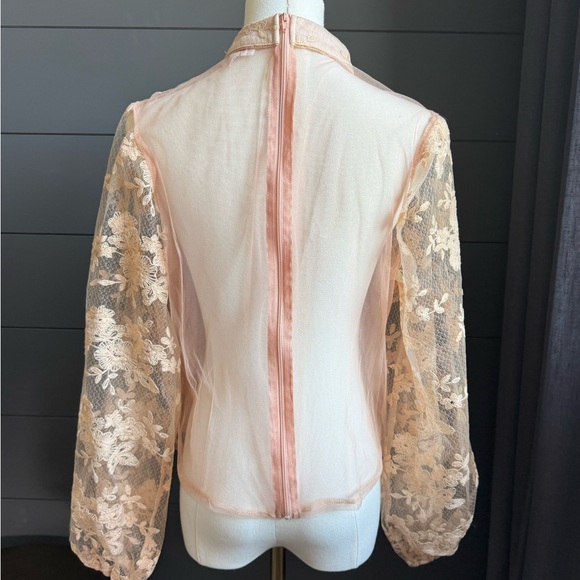 Peach Elegant Lace Embroidered Top Size XL Back Zipper Cottagecore Feminine - Picture 2 of 11